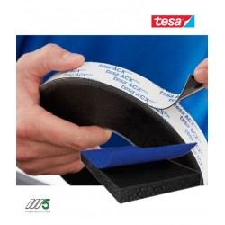 Vista del liner blu e bianco con logo del biadesivo 7063 ACX Tesa